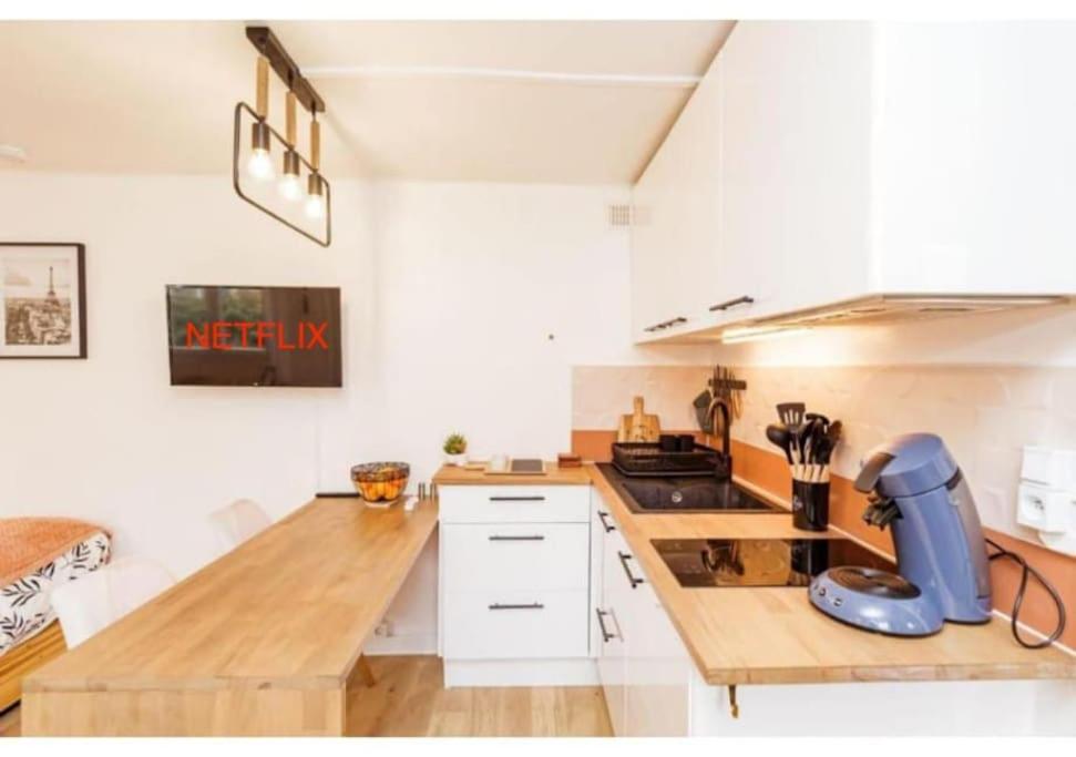 Charmant Studio Lumineux Calme Asnieres-sur-Seine Luaran gambar